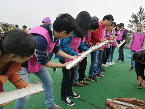 素质拓展活动:接龙传递 素质拓展活动:接龙传递